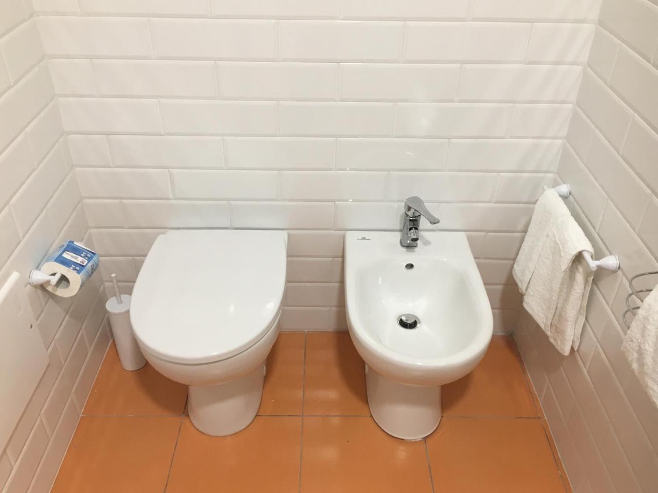 B&B Alambrado Rooms & Suites Наполи Екстериор снимка