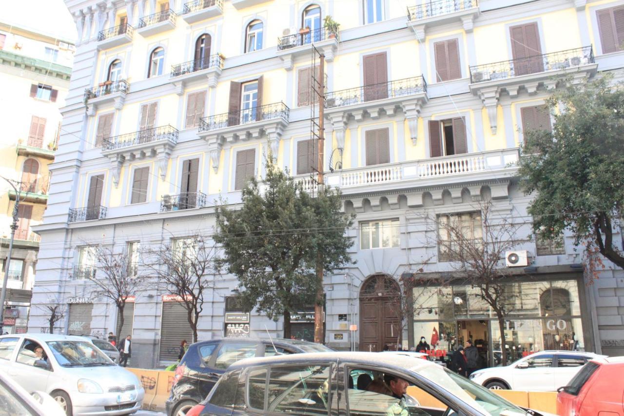B&B Alambrado Rooms & Suites Наполи Екстериор снимка