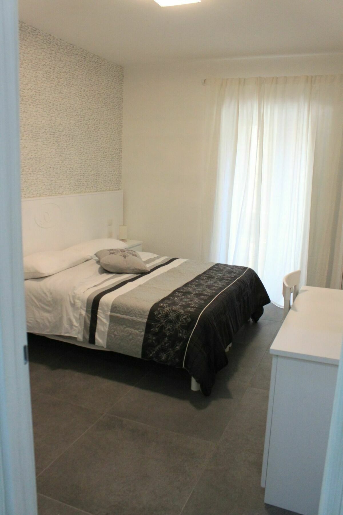 B&B Alambrado Rooms & Suites Наполи Екстериор снимка
